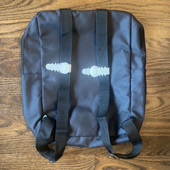 Black backpack - Picture 2 of 2